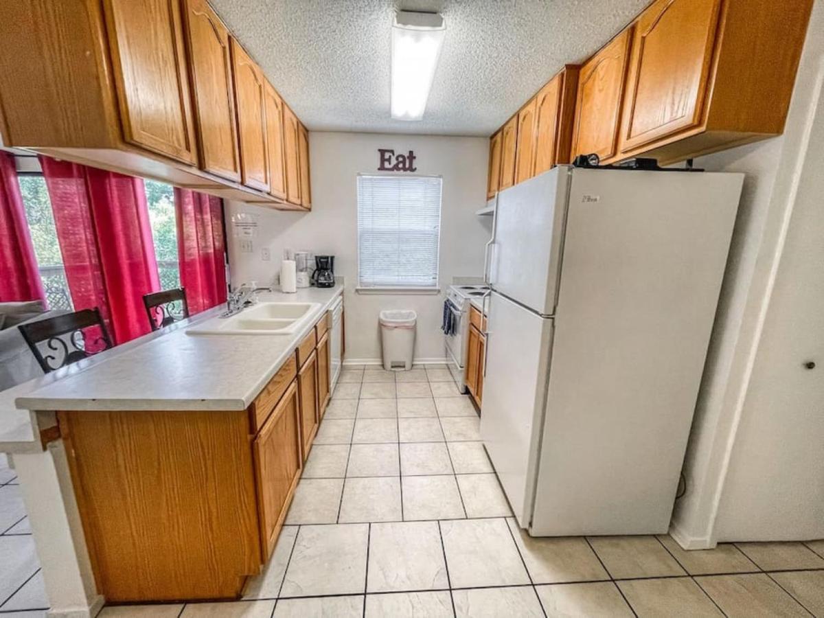 Comal River Condo 373 Нью Браунфелс Экстерьер фото