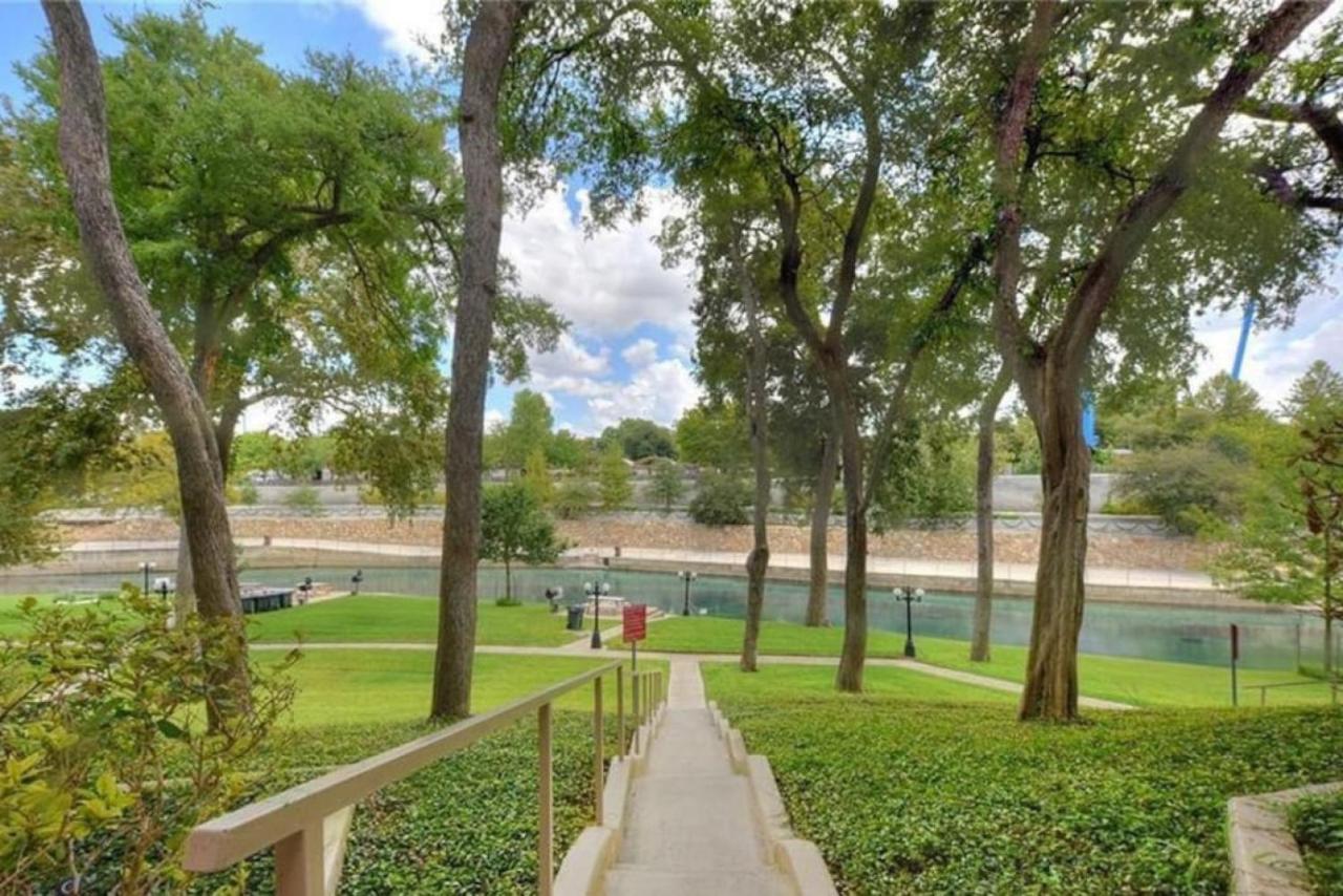 Comal River Condo 373 Нью Браунфелс Экстерьер фото